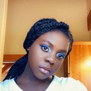 Meet your Posher, Lydia